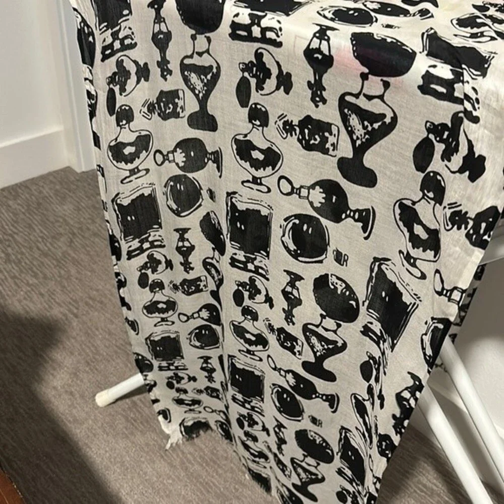 Interesting Scarf/ Wrap🧣